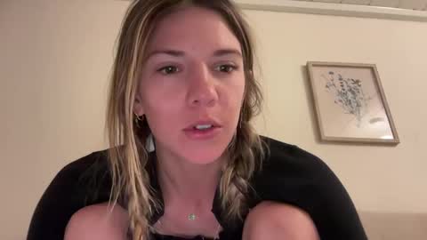 Olivia online show from February 28, 7:05 am