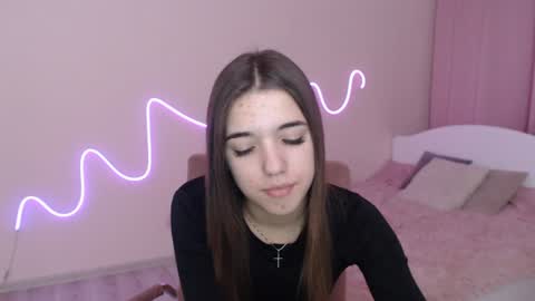 Snapshot of olivialimm chatting on December 5, 8:11 pm Olivia online show from December 5, 8:11 pm