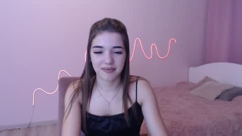 Snapshot of olivialimm chatting on December 24, 7:00 pm Olivia online show from December 24, 7:00 pm