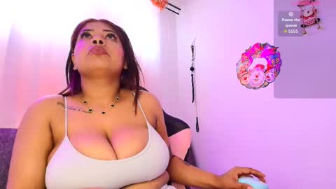 Olivia  online show from December 20, 5:20 pm