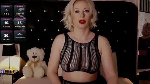 Olivia online show from February 8, 4:57 am