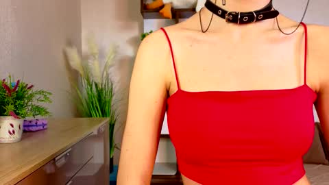 oliviastanton online show from October 28, 1:25 pm