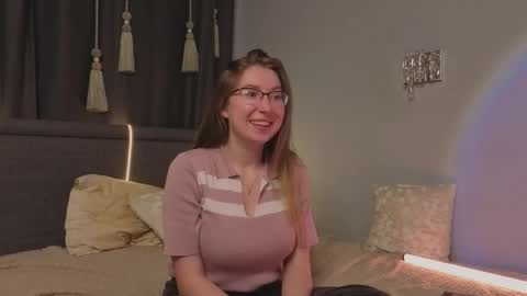 Kylie online show from September 14, 7:35 pm