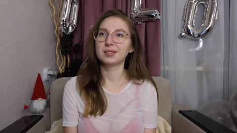 Kylie online show from February 19, 7:32 pm