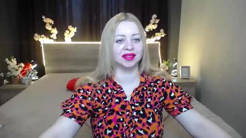 Oliviaverr online show from March 23, 7:56 am