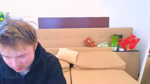 Olli and Stiw online show from February 27, 8:36 am