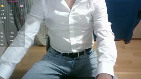 Snapshot of omar87ram chatting on July 19, 9:02 am Omar online show from July 19, 9:02 am