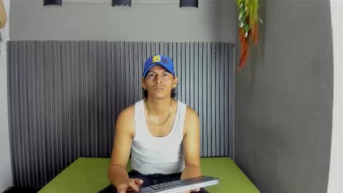 OMAR online show from December 2, 2:56 pm