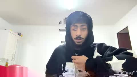 Snapshot of omarsami998 chatting on January 20, 5:27 pm omarsami998 online show from January 20, 5:27 pm