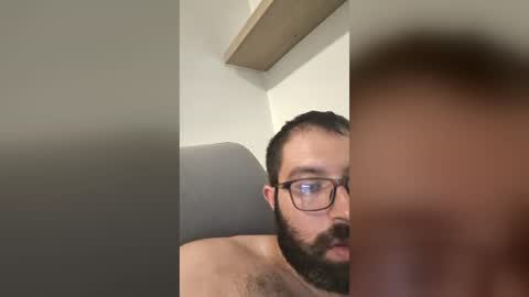 omihhhh online show from August 1, 6:29 pm