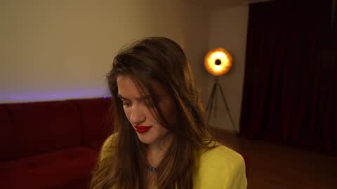 Snapshot of omiliver chatting on January 13, 6:49 pm    or    online show from January 13, 6:49 pm