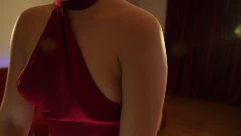 Snapshot of omiliver chatting on January 17, 6:54 pm    or    online show from January 17, 6:54 pm