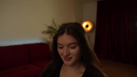 Snapshot of omiliver chatting on March 4, 10:49 pm    or    online show from March 4, 10:49 pm