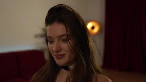 Snapshot of omiliver chatting on March 6, 7:54 pm    or    online show from March 6, 7:54 pm