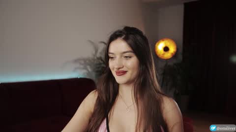 Snapshot of omiliver chatting on October 6, 5:10 pm    or    online show from October 6, 5:10 pm