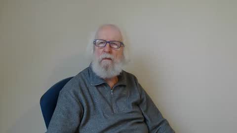 Somewhere over the rainbow online show from February 19, 8:22 am