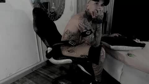     ... online show from May 26, 9:55 pm