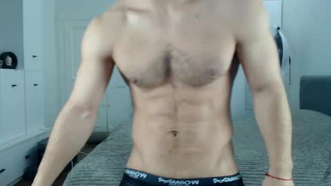 onebestlover online show from December 21, 8:21 am