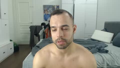 onebestlover online show from June 29, 11:21 am