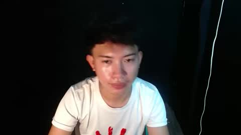 Snapshot of onebigloadxxx chatting on October 30, 8:16 am Wyn Will serve you and be your slave online show from October 30, 8:16 am