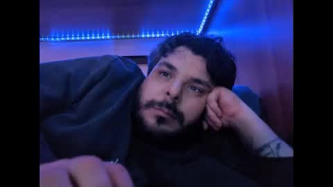 onecrew1 online show from October 22, 5:24 pm