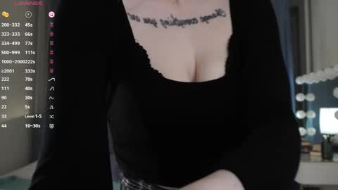 ameli ameli a a a ameli Amelia online show from April 6, 7:04 pm