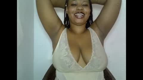 oneofdbestchubbygaloncb online show from June 16, 3:42 am