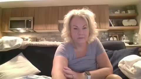 couple mature milf bigboobs curvy mommydaddy online show from January 3, 8:22 pm