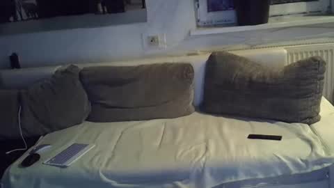 .....mICha..... online show from September 9, 2:00 am