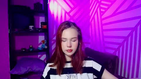 onessandra online show from September 23, 3:20 am