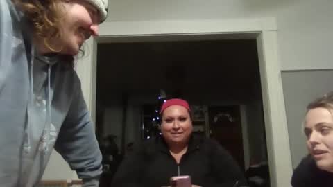 Snapshot of onethrouple chatting on December 17, 11:55 pm onethrouple online show from December 17, 11:55 pm