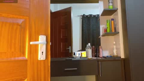 Bestie online show from September 21, 8:05 am