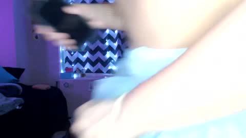 Snapshot of only1jtreasure chatting on January 14, 12:54 am Only1JTreasure online show from January 14, 12:54 am