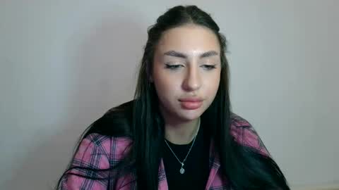 Snapshot of only_barbara chatting on October 27, 8:24 pm Barbara online show from October 27, 8:24 pm