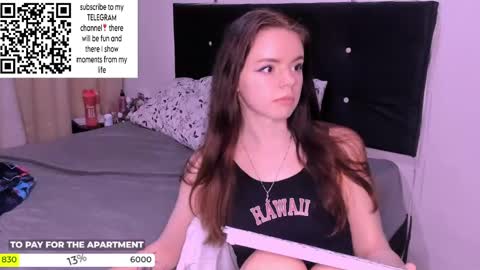 Snapshot of only_sarah1 chatting on December 19, 12:13 am only_sarah1 online show from December 19, 12:13 am