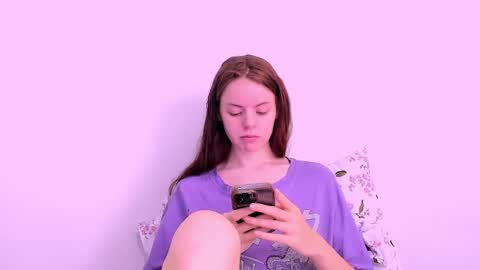 Snapshot of only_sarah1 chatting on November 15, 9:21 pm only_sarah1 online show from November 15, 9:21 pm