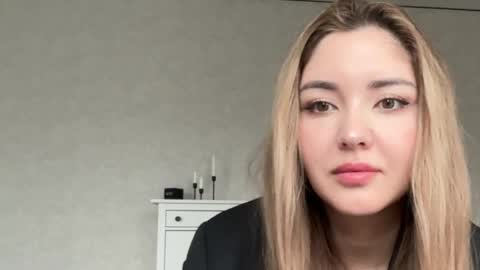 only_this online show from April 23, 9:08 am