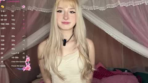 Eva online show from April 15, 10:11 am