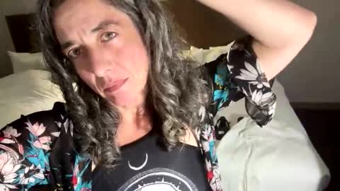 OnlyFiona and Friend online show from November 10, 4:33 am