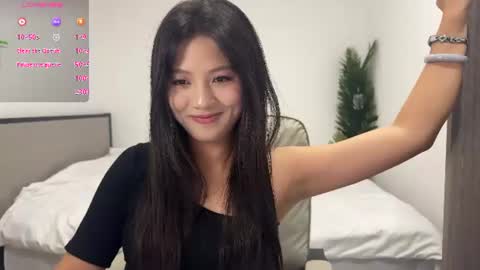Snapshot of onlylookatu chatting on June 15, 5:37 pm ku ku online show from June 15, 5:37 pm