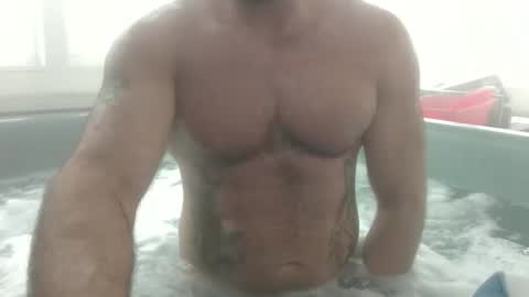 onlylooking4 online show from February 20, 6:30 pm