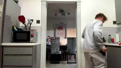 onlyloveyoutwice2016 online show from September 9, 6:29 pm