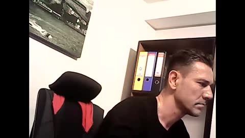 onlyprivate m35 online show from April 6, 12:28 pm