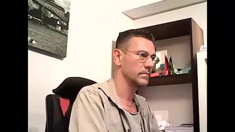 onlyprivate m35 online show from April 20, 5:48 pm