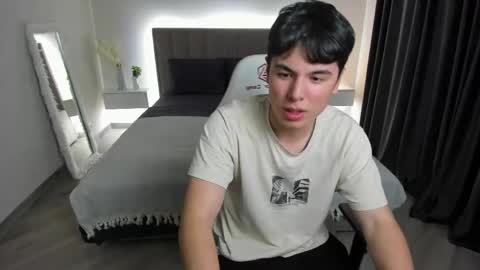 Rafael online show from April 19, 1:05 am