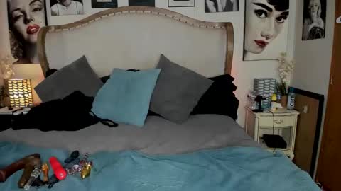 Snapshot of onlytasha chatting on February 24, 4:10 am onlytasha online show from February 24, 4:10 am