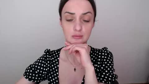 Snapshot of onlyvika chatting on May 17, 2:35 pm onlyvika online show from May 17, 2:35 pm