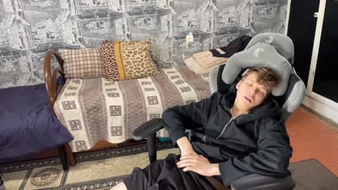 bless god online show from December 11, 11:51 am