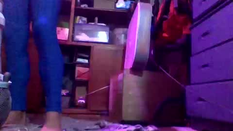 Dmtbabe69 online show from October 11, 9:19 am