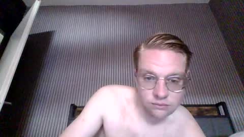 oook5 online show from March 1, 1:46 pm